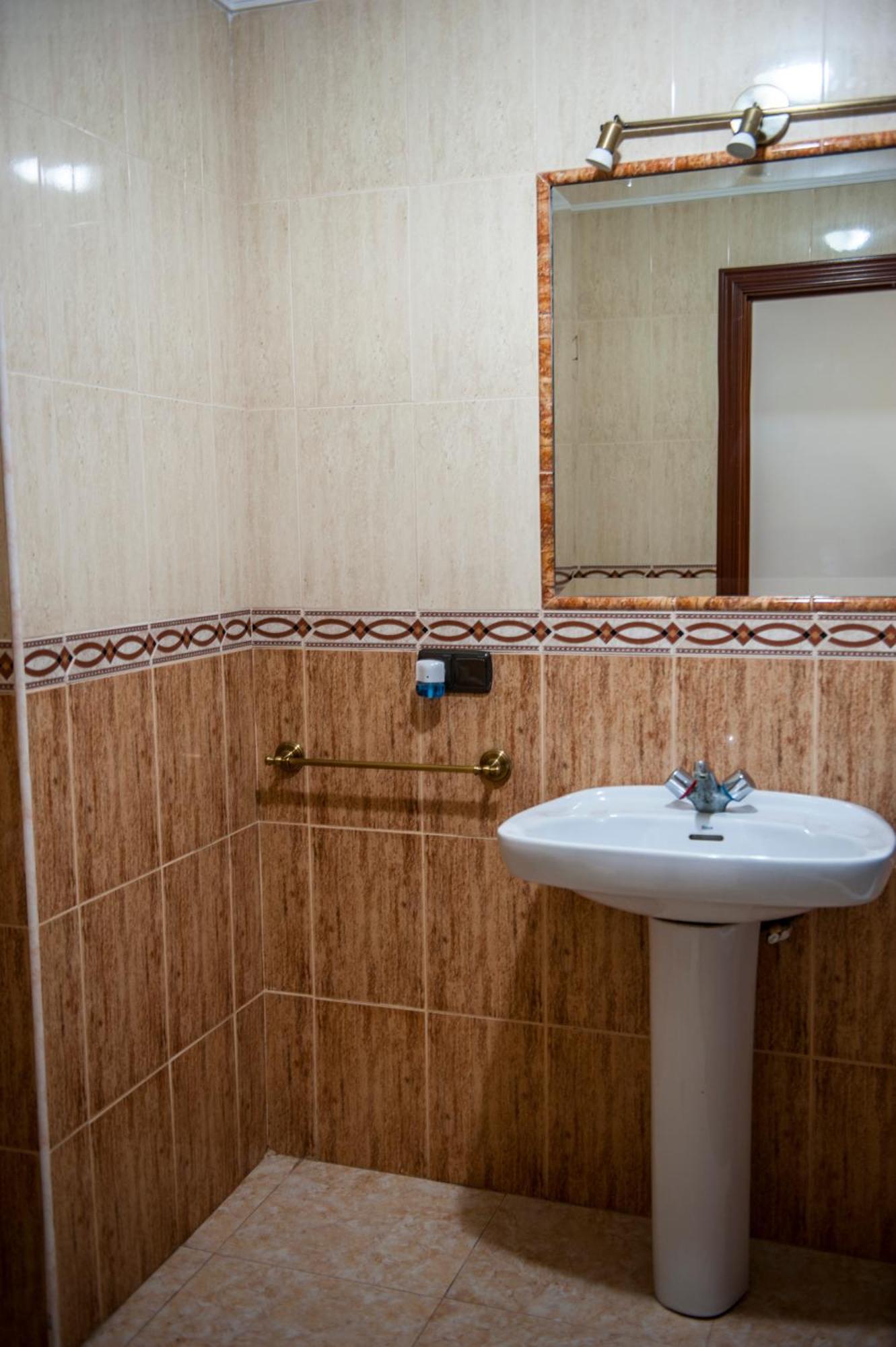 Hostal Las Palomas Lucena Exteriér fotografie