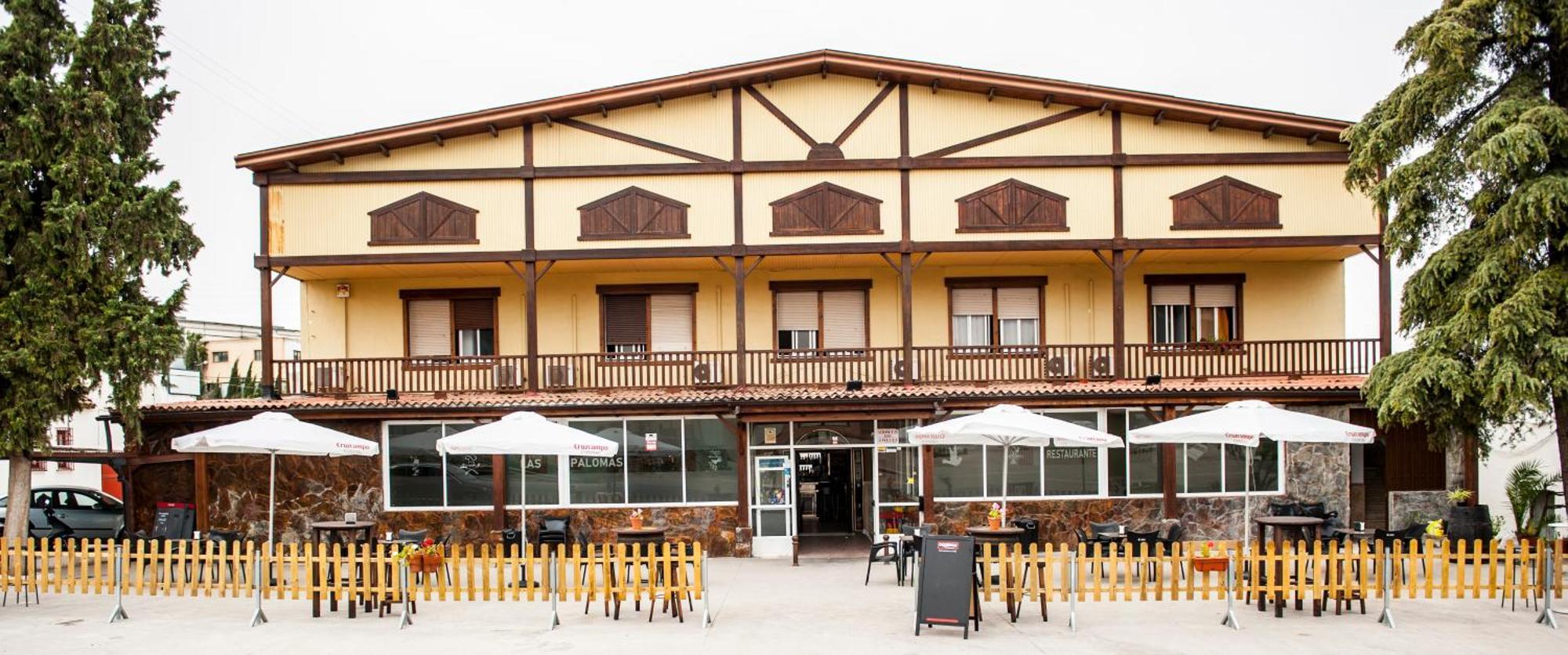 Hostal Las Palomas Lucena Exteriér fotografie