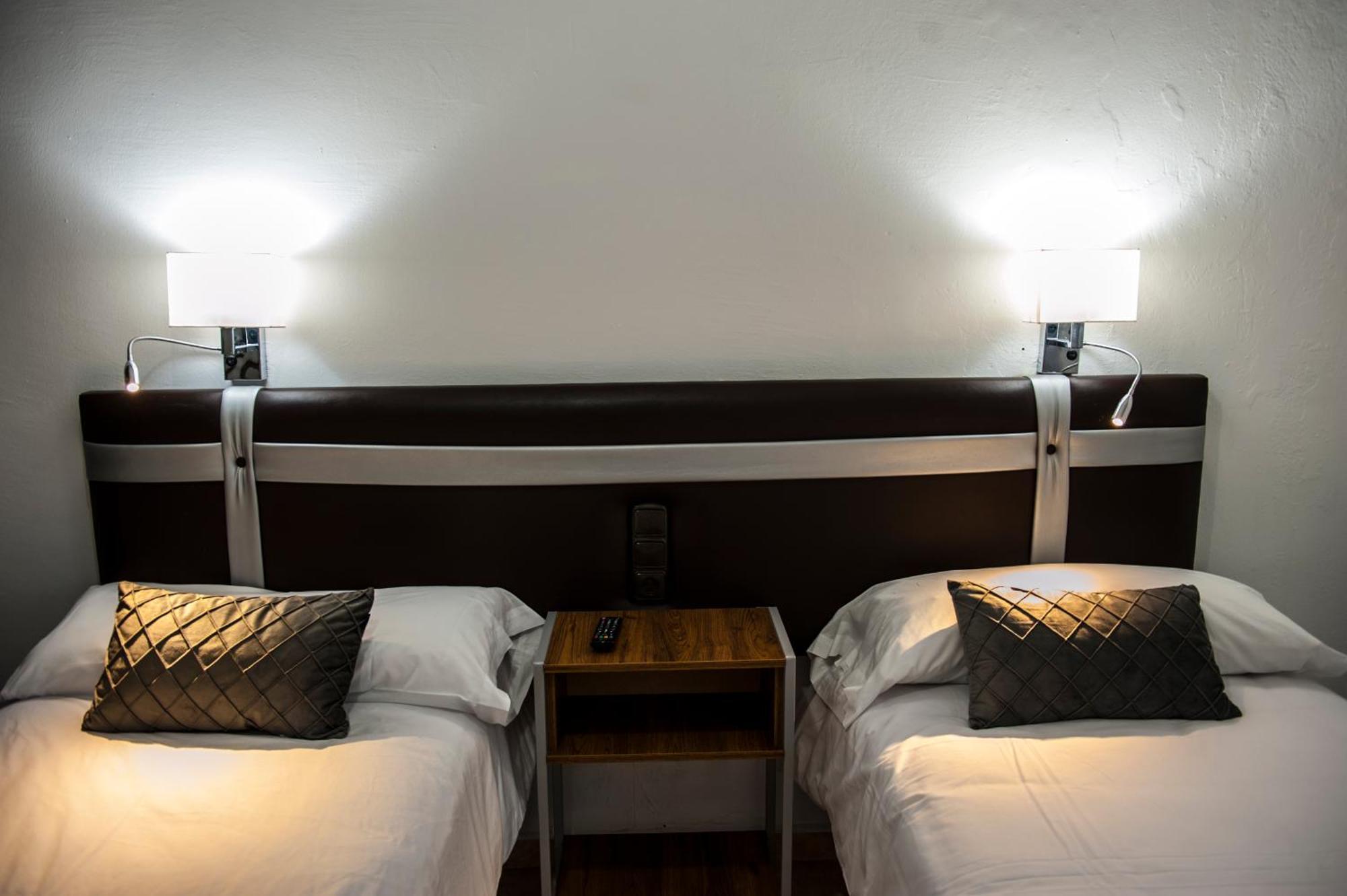 Hostal Las Palomas Lucena Exteriér fotografie